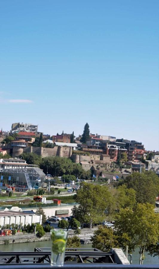 Barsuna Tbilisi Luaran gambar