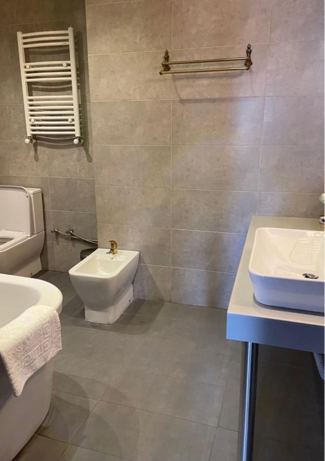 Barsuna Tbilisi Luaran gambar