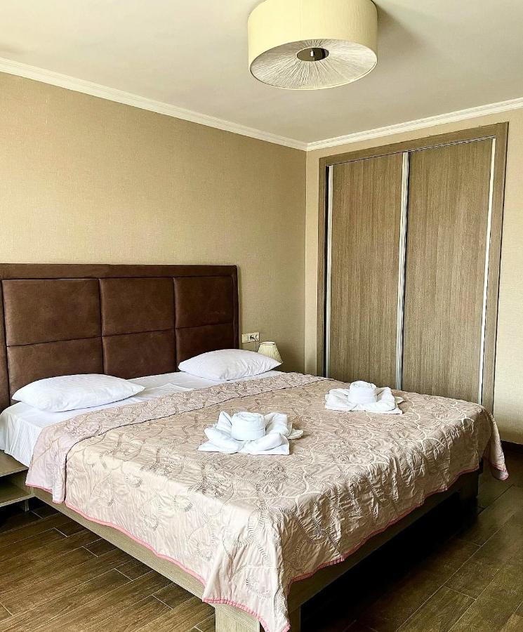 Barsuna Tbilisi Luaran gambar