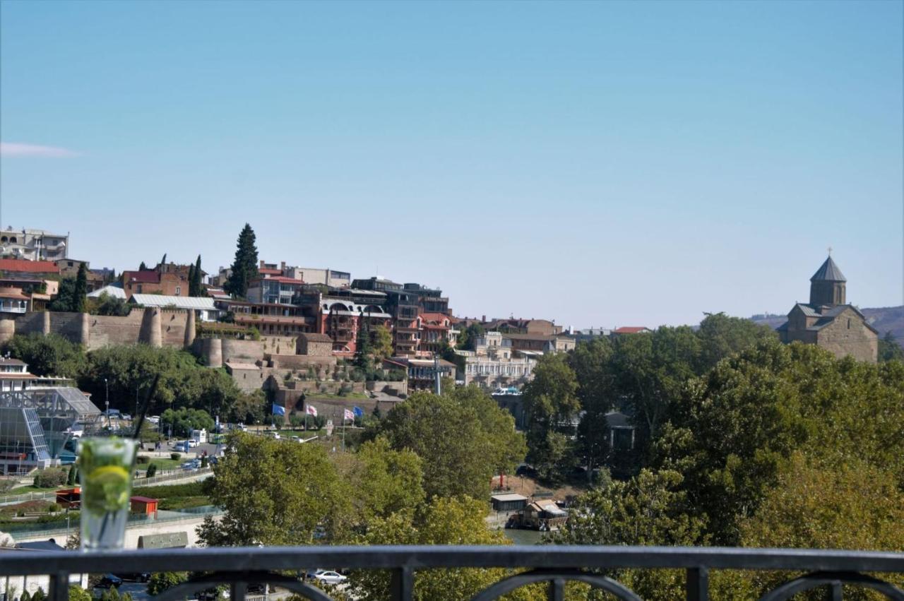 Barsuna Tbilisi Luaran gambar