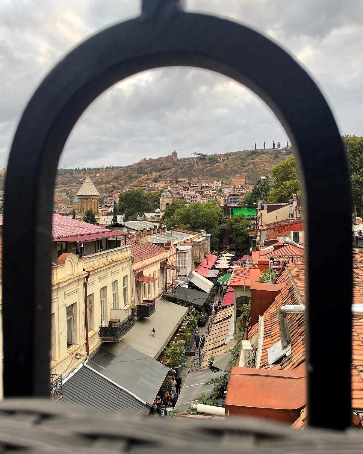 Barsuna Tbilisi Luaran gambar